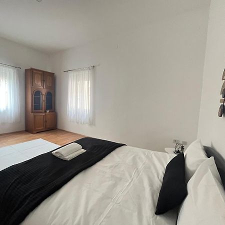 Dina Apartments Bitola Buitenkant foto