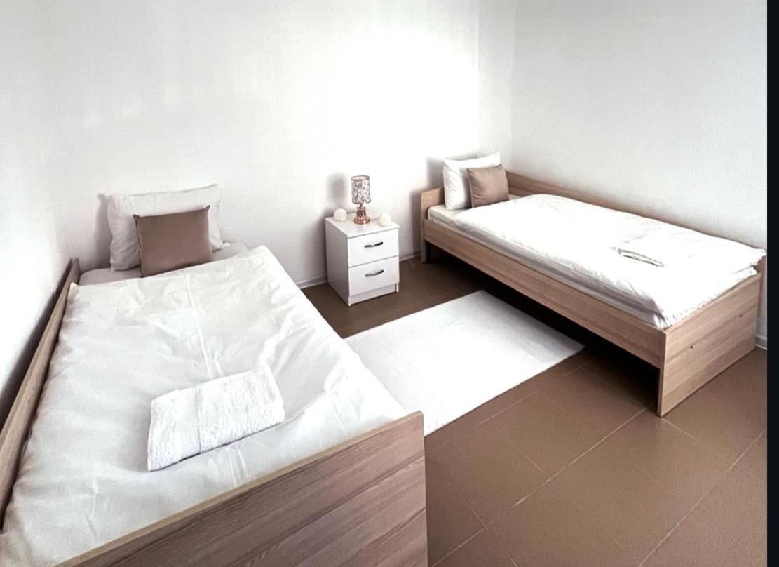 Dina Apartments Bitola Buitenkant foto